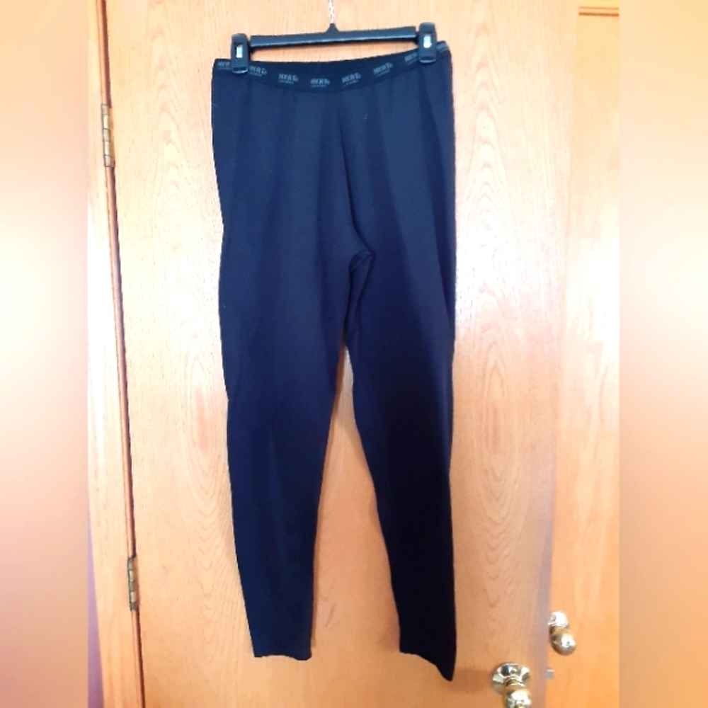 Womens size large,  Heat lockers long pants